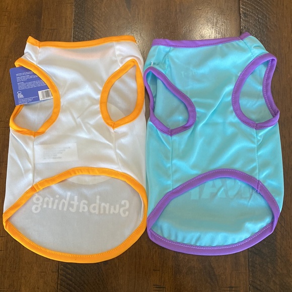 Bundle of 2 Dog’s Shirts - Picture 5 of 9